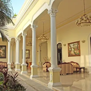 https://gran-real-yucatan.hotelsmerida.org